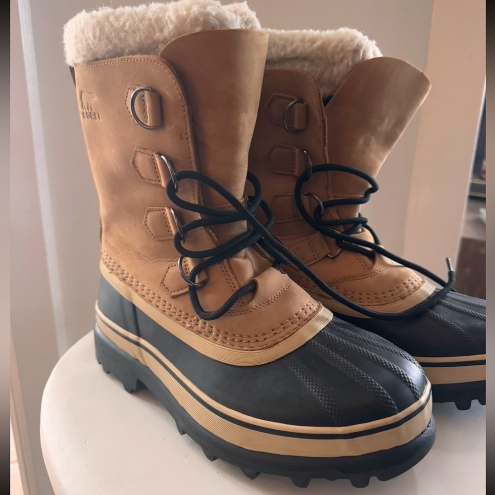 Sorel Tan and Black Waterproof Lace-Up Winter Boots